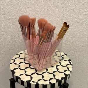 Pink Makeup Brush Set + Spinning Organizer